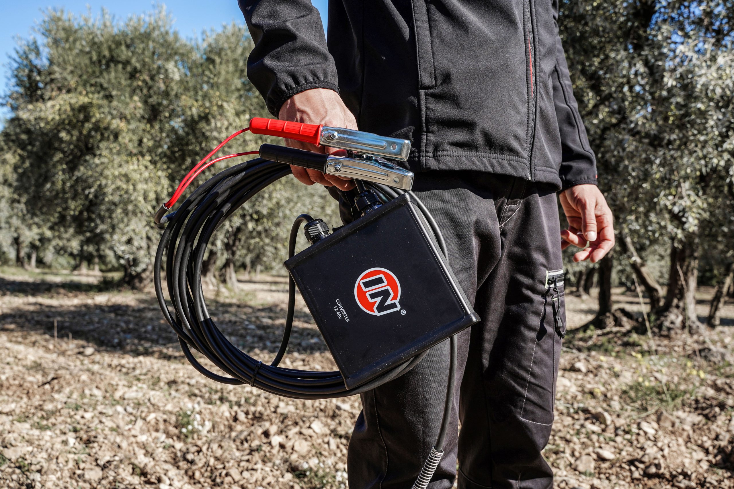 Infaco Elektrolive E 5000 M 12V Akülü Zeytin Hasat Makinesi — görsel 2